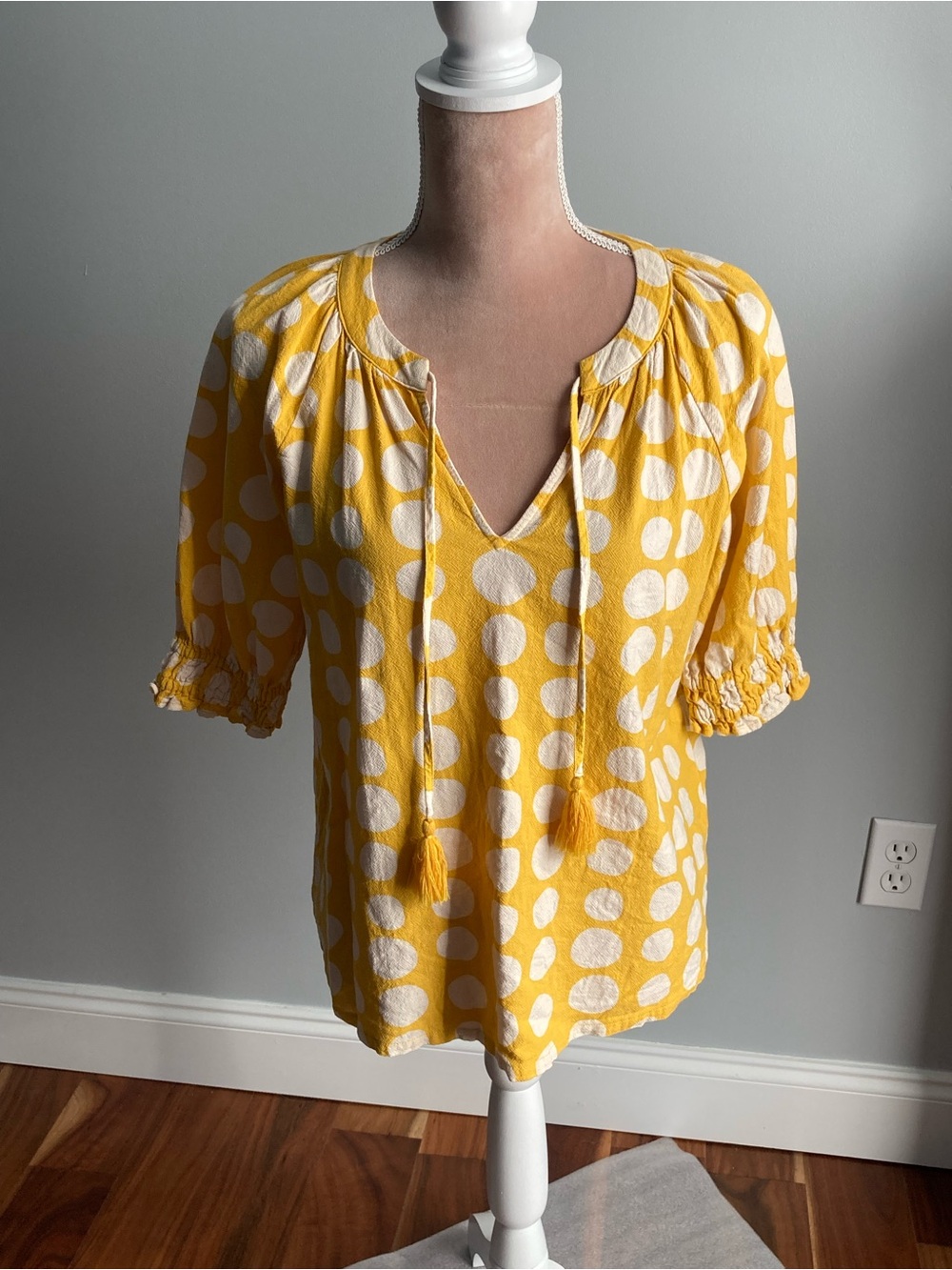 ⭐️⭐️ Yellow Polka Dot Tie-Front Peasant Blouse with Tassels